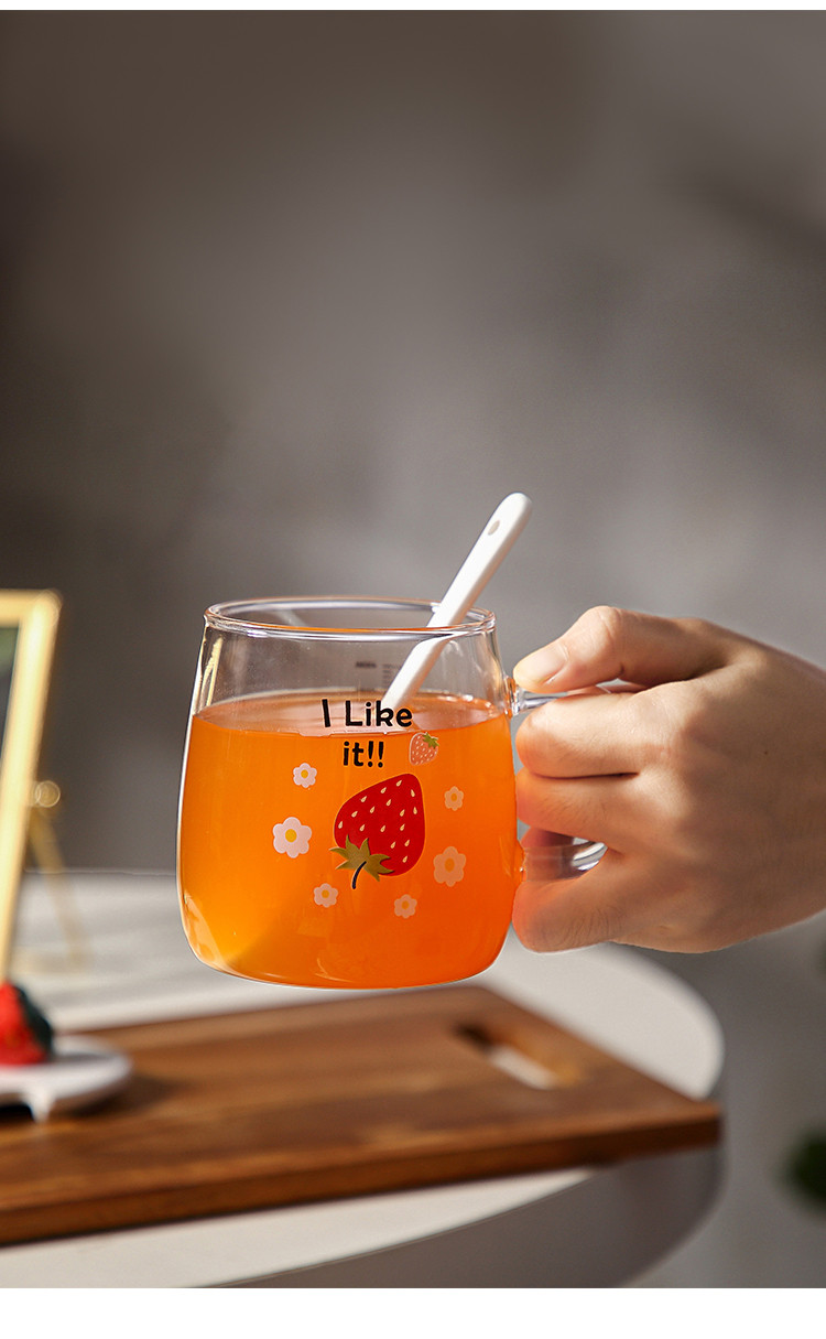 贝瑟斯小清新草莓耐热玻璃水杯带刻度带陶瓷盖勺玻璃杯办公室女用杯子