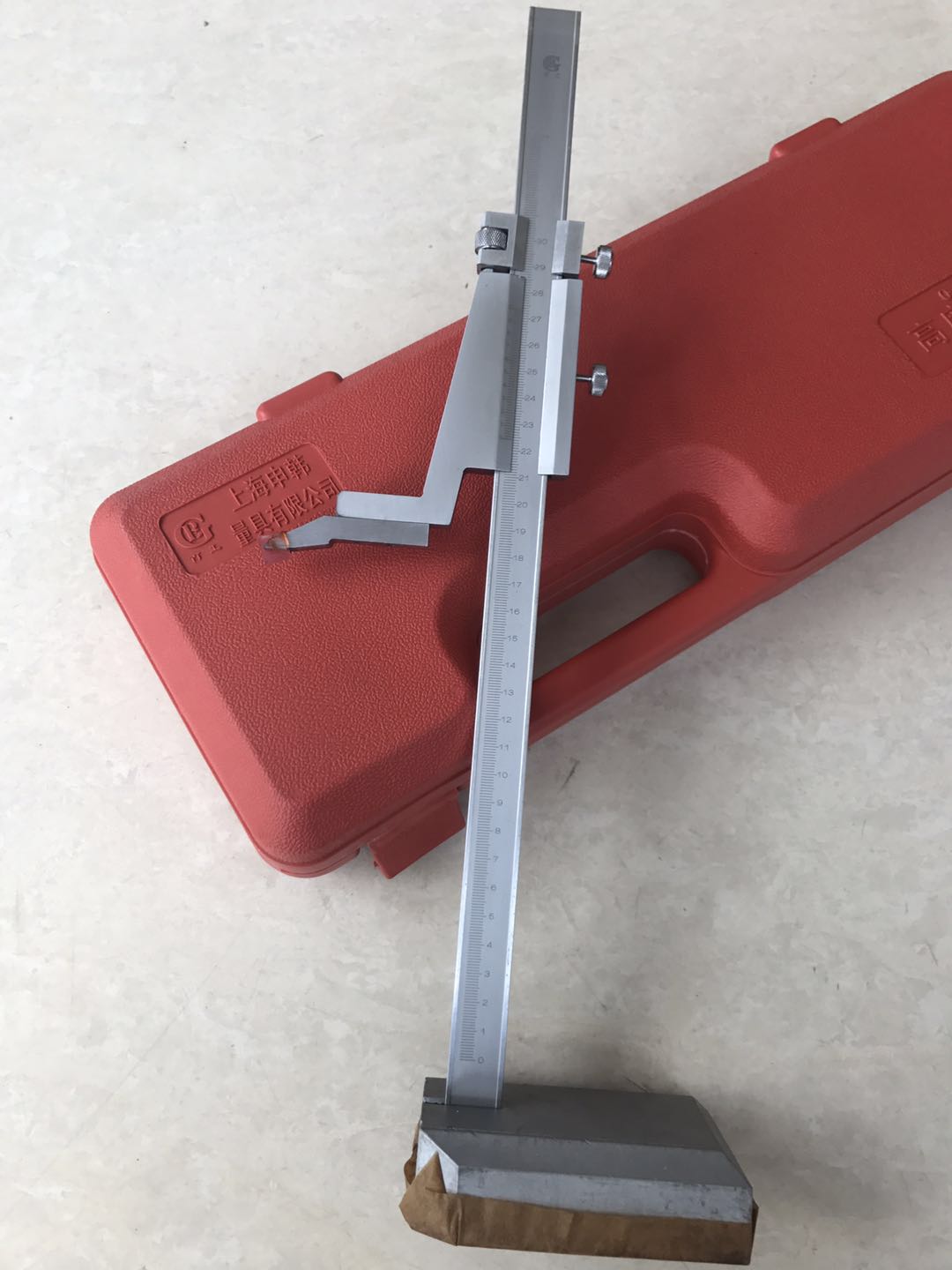 上海百工高度游标卡尺0600mm
