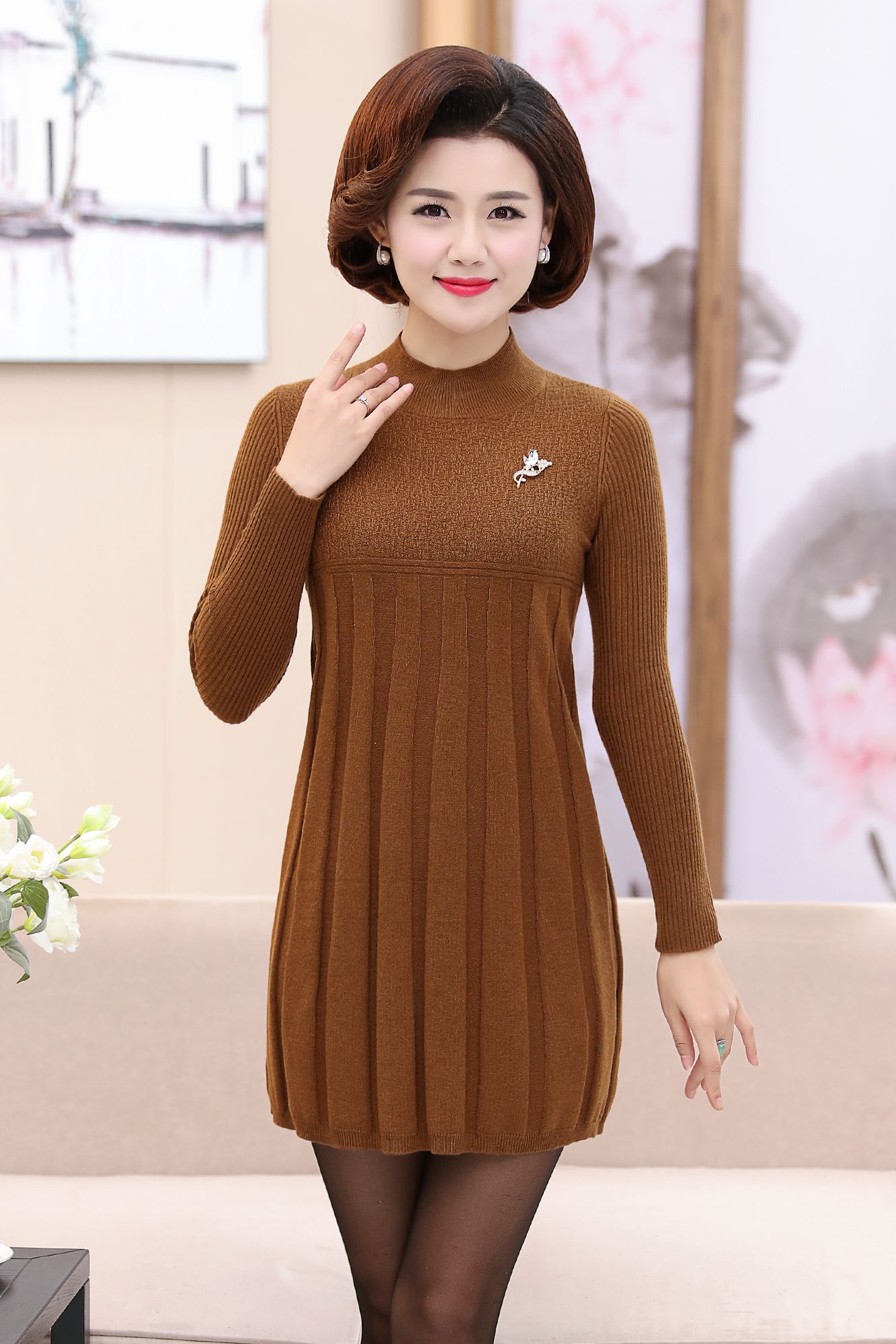 薇姬桑妮妈妈装针织连衣裙秋冬中长款新款毛衣女套头中老年人女装打底