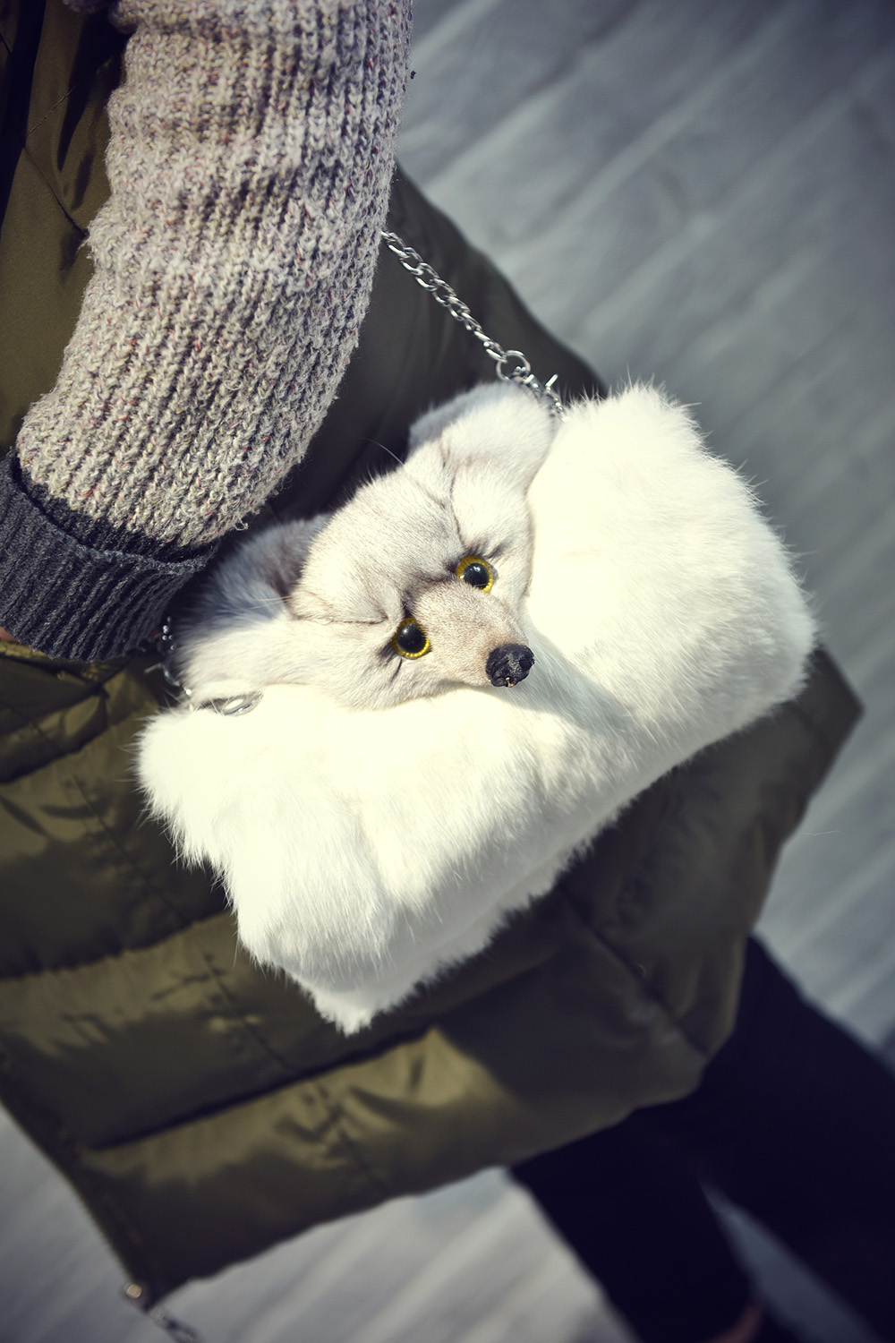 薇姬桑妮冬季新款女包暖手包包毛毛狐狸头斜挎包真兔毛毛包链条单肩包