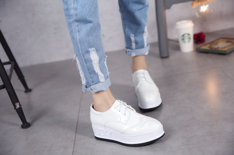 2017春季新款爱尚鞋love纯皮圆头平底系带低帮休闲纯色百搭女鞋