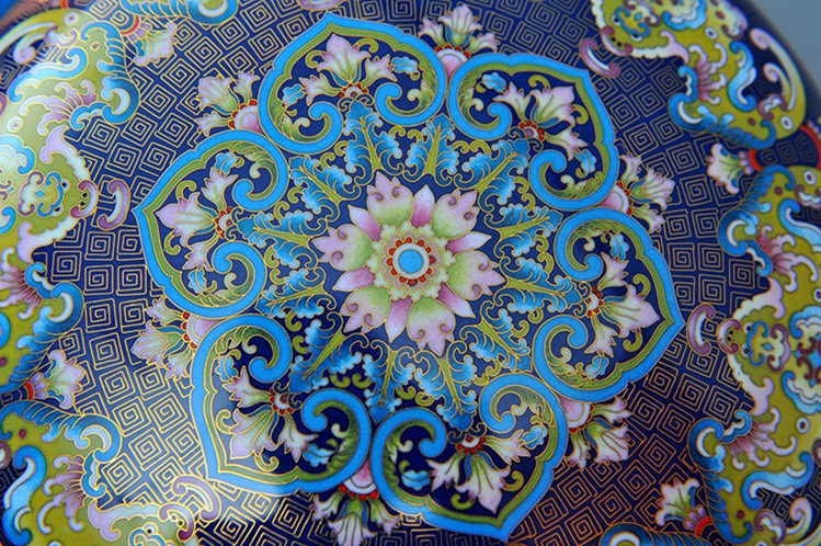 中工美工艺品景泰蓝蝠寿纹蓝色圆盒北京礼物送外宾