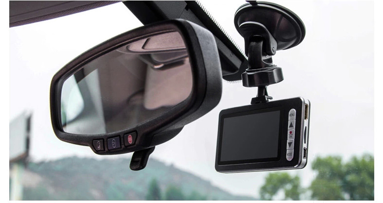 e路航r70车载迷你超薄行车记录仪