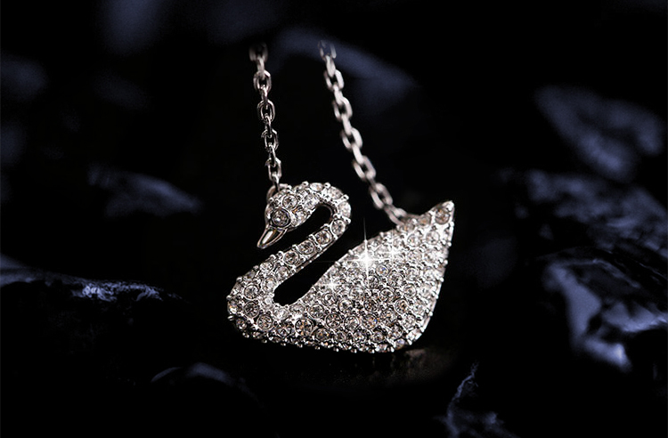 swarovski施华洛世奇银色经典天鹅镶水晶钻锁骨项链5007735