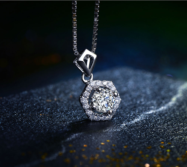 恒久之星倾慕钻石吊坠18k金共43分2815side色