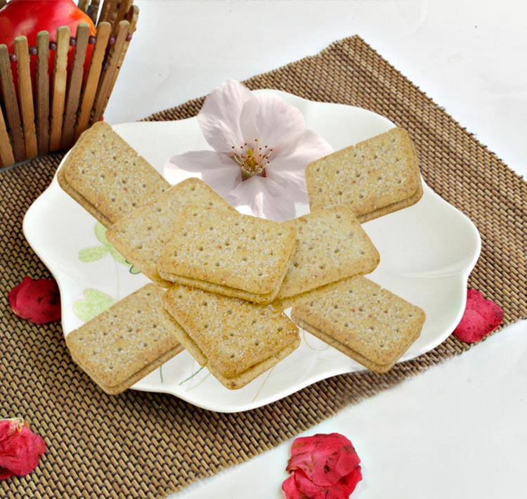 宝制果牌谷物奶油夹心饼干235g