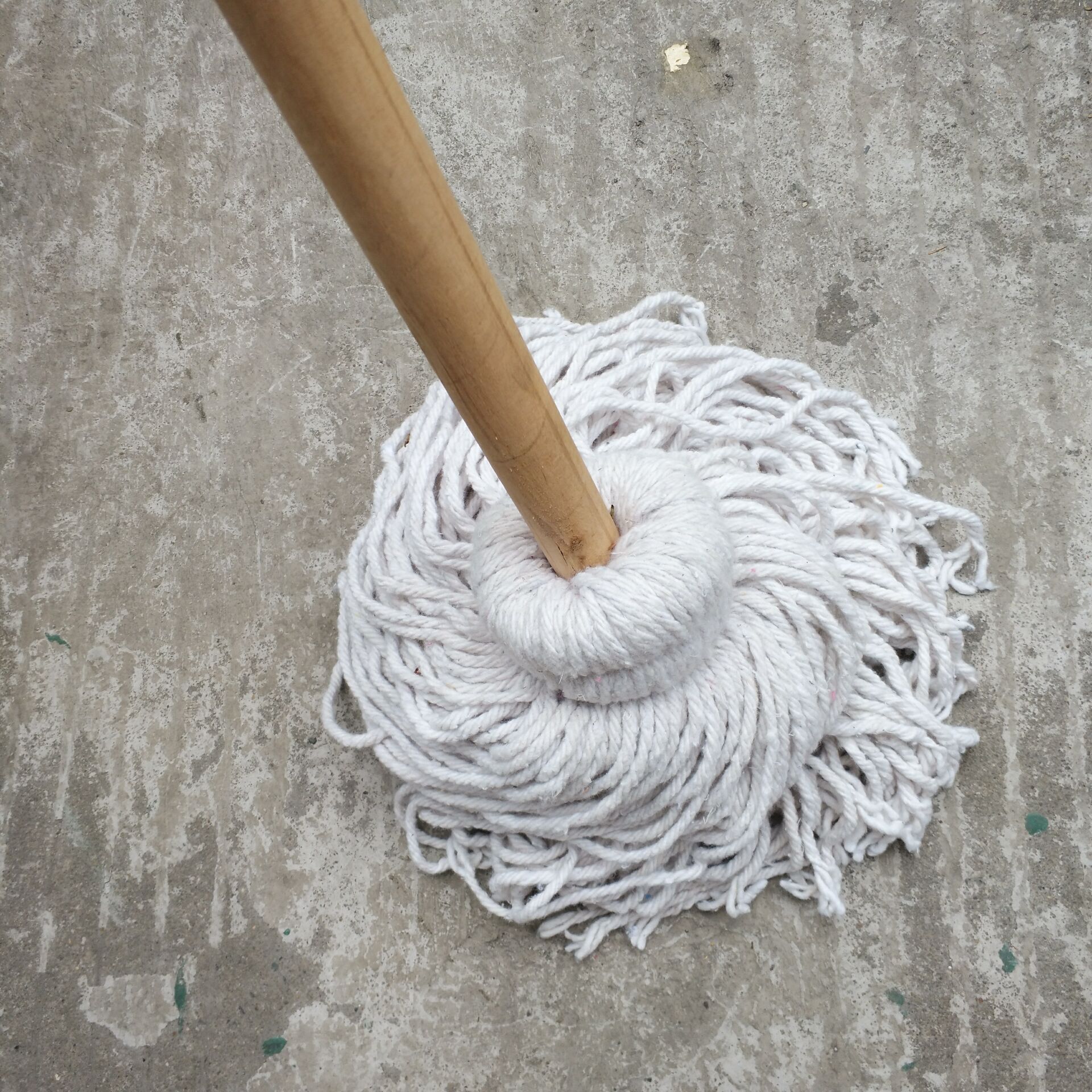 老式棉线拖把