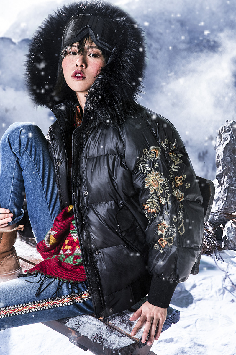 裂帛短款羽绒服女2020冬季新款韩版大毛领温暖拉链门襟气质刺绣宽松面