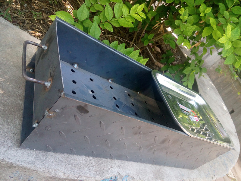 商用加厚烧烤炉子羊肉串烧烤架木炭焊接碳烤箱 家用炉 包邮