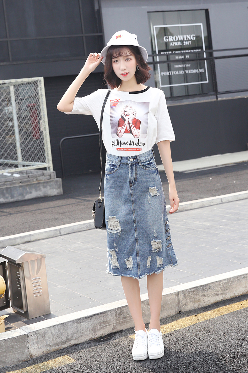 韩版时尚乞丐破洞牛仔半身裙女士高腰中长款包臀裙单排扣aa字裙子