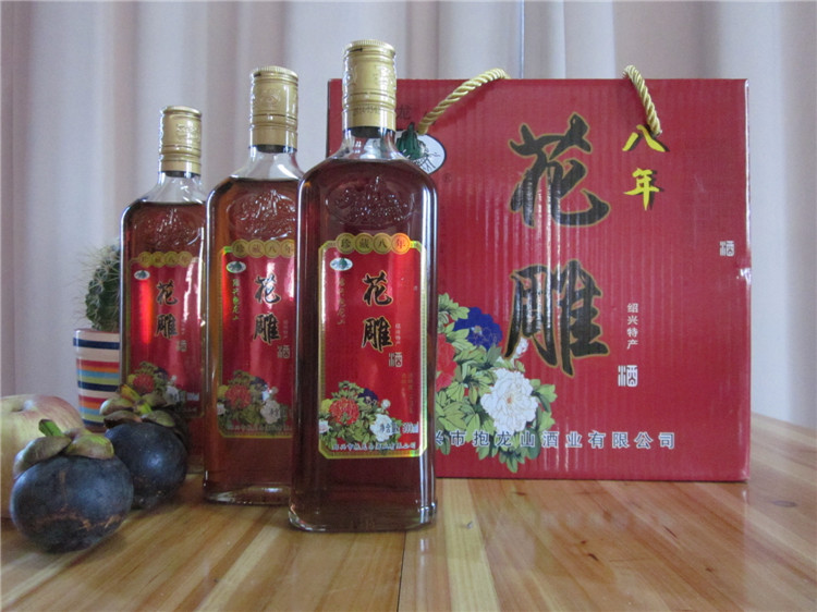 抱龙山牌黄酒/米酒 绍兴黄酒 抱龙山 八年陈玻璃瓶花雕酒 500ml* 6瓶