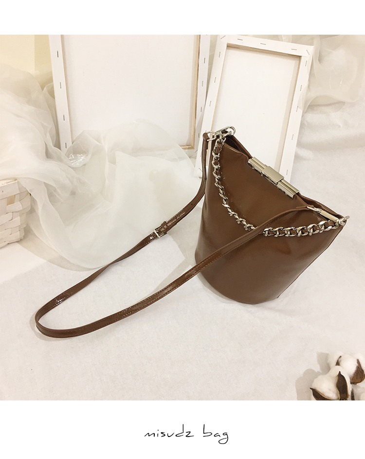 桂兰珊guilanshan米苏包包女2020新款春夏欧洲站纯色简约链条女包油蜡