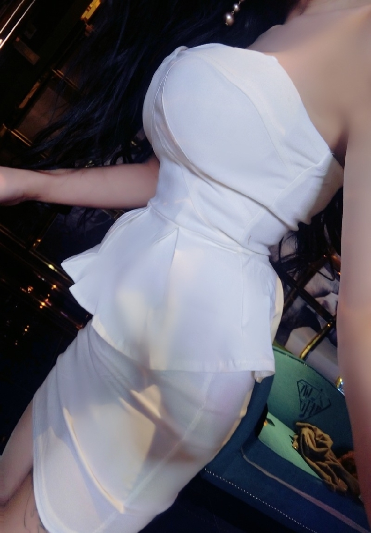 薇姬桑妮夜店女装新款抹胸裙女性感修身连衣裙包臀裙礼服