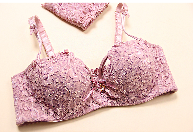 细节做工整体款式穿着效果蕾丝镂空性感文胸套装,上薄下厚款带可取棉
