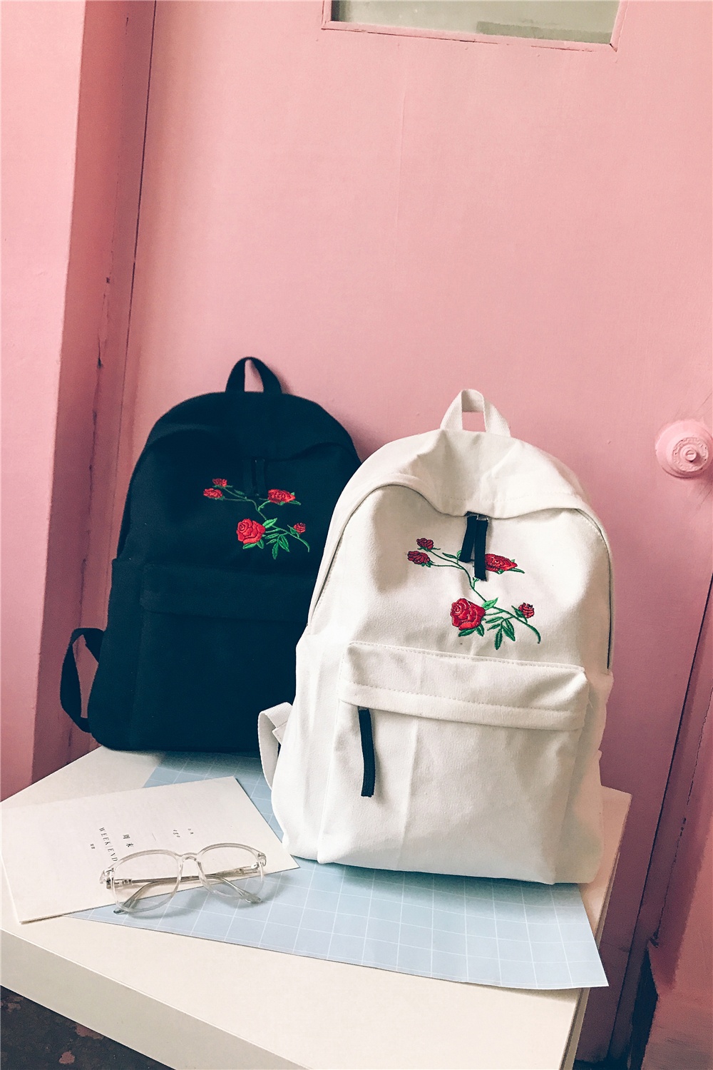 薇姬桑妮刺绣书包女双肩包韩版复古花朵帆布原宿高中学生闺蜜背包