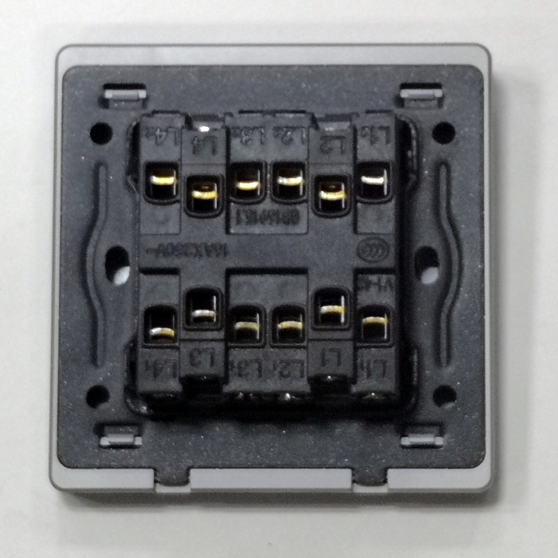 自营 法恩莎(faenza) q2系列 四开双控 开关插座 太空灰 10a 86*86mm