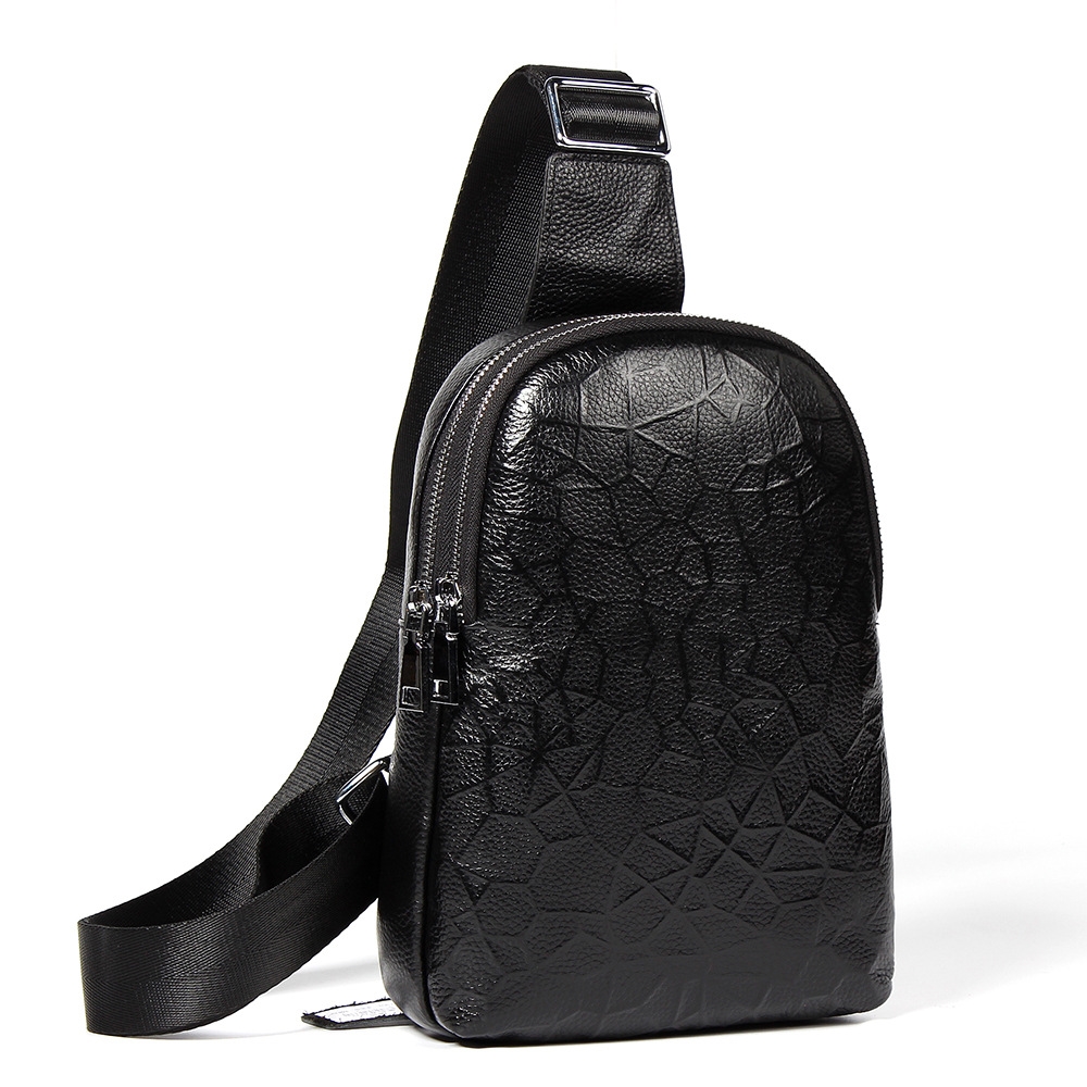 胸包男真皮男士胸包2017新款潮头层牛皮男大容量商务休闲斜挎包