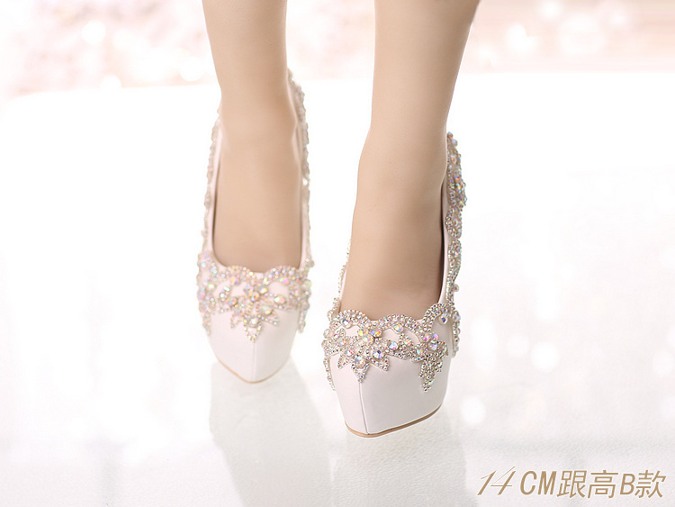 水晶鞋婚鞋高跟鞋白色水钻新娘鞋细跟敬酒鞋尖