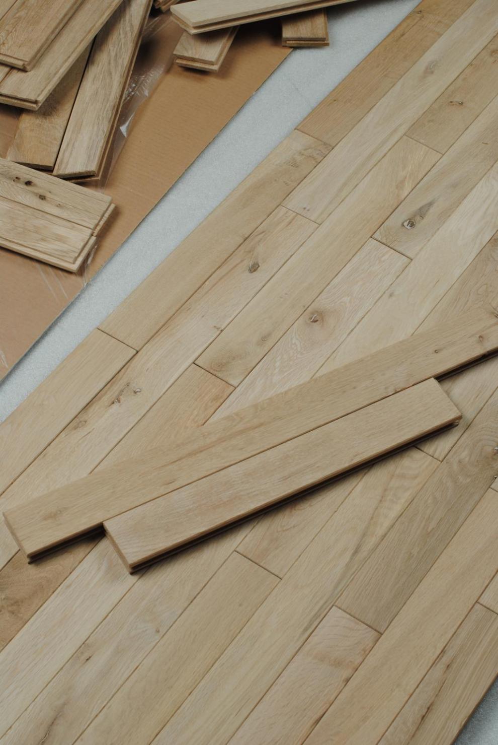 白橡木纯实木地板天然原木素板免龙骨出口18mm地热乱尺素板93mm宽1