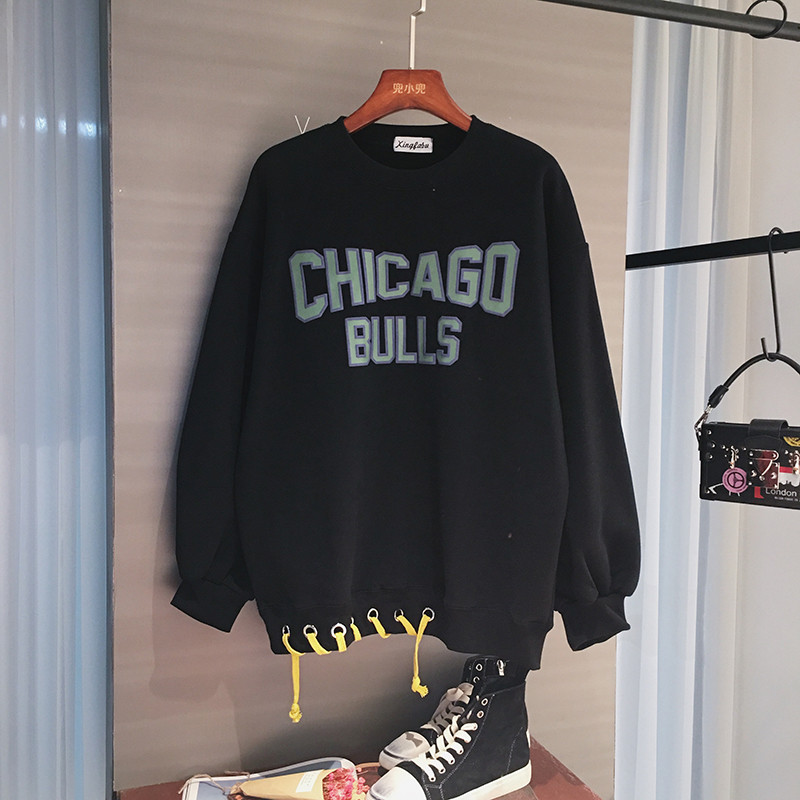 港风休闲大字母印花加绒圆领卫衣女秋冬宽松bf学生加厚绒衫外套潮