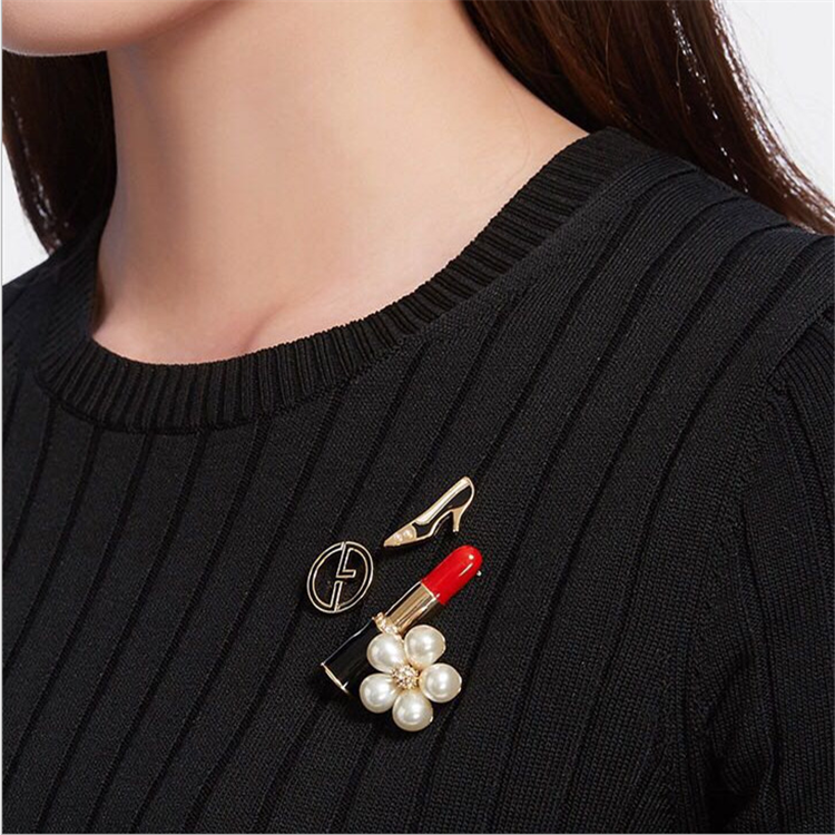 mtiny阿玛施韩版胸针哥弟别针装饰品配衣服镶钻金色小蜜蜂胸花女