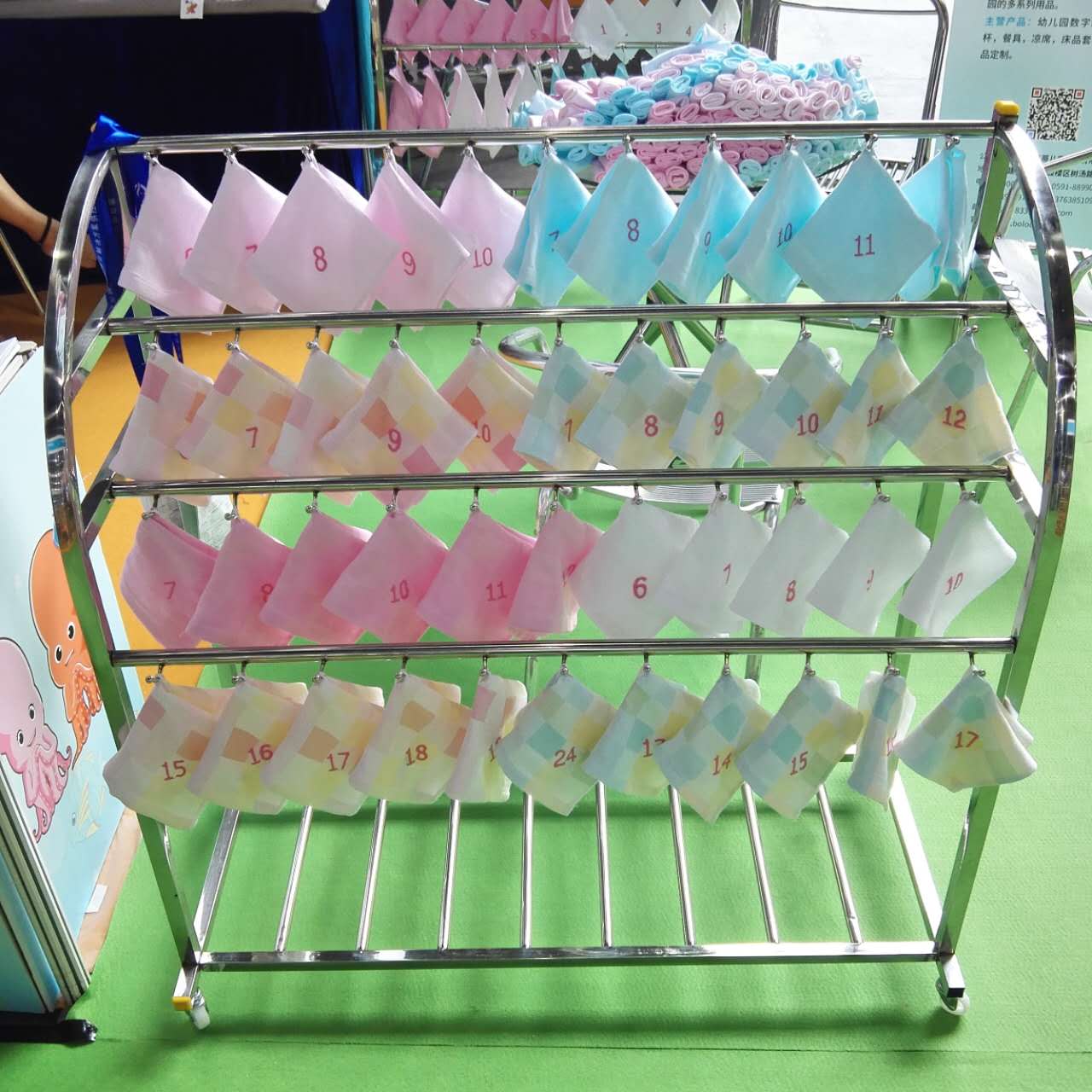 金百云幼儿园毛巾纯粉色中间挂钩数字编号学号毛巾纯棉擦嘴方巾