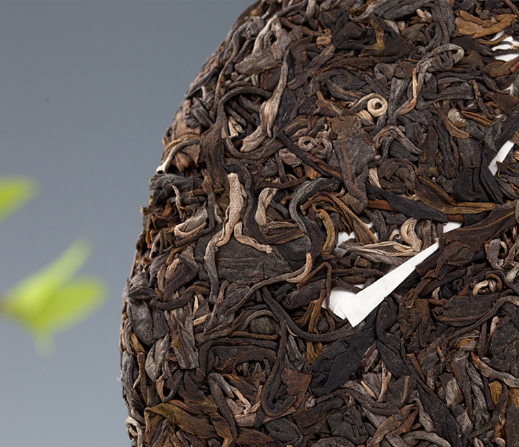 浅色茗茶之猿抱子系列普洱茶古树生茶桃源春水357g标准饼茶