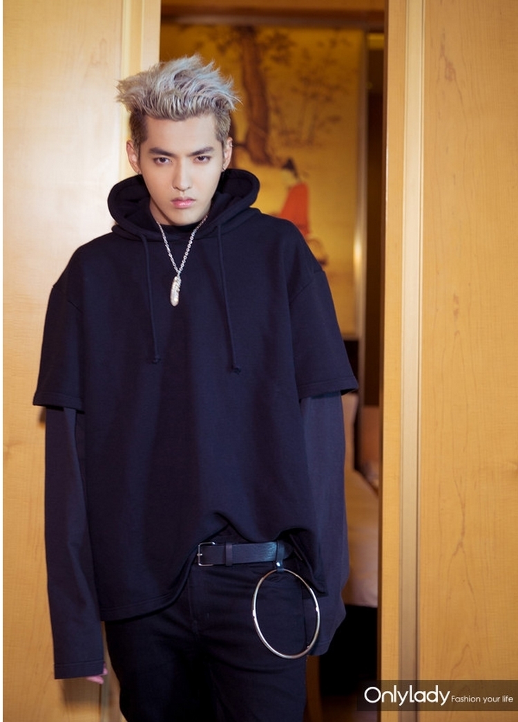 薇姬桑妮exo吴亦凡同款卫衣时尚芭莎黑色假两件连帽宽松男女情侣外套