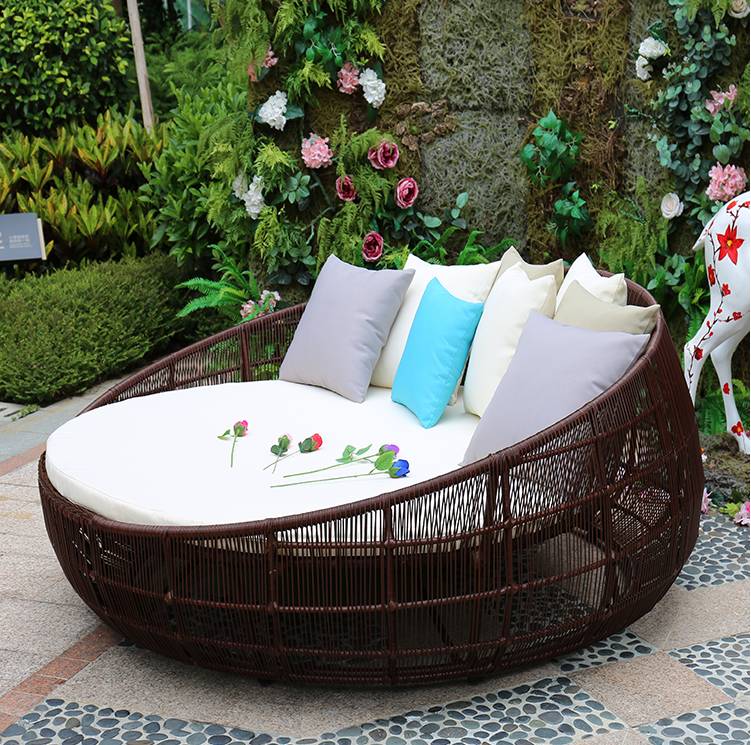 户外圆床躺床沙发室外豪华休闲庭院泳池仿藤沙滩床定制创意编藤
