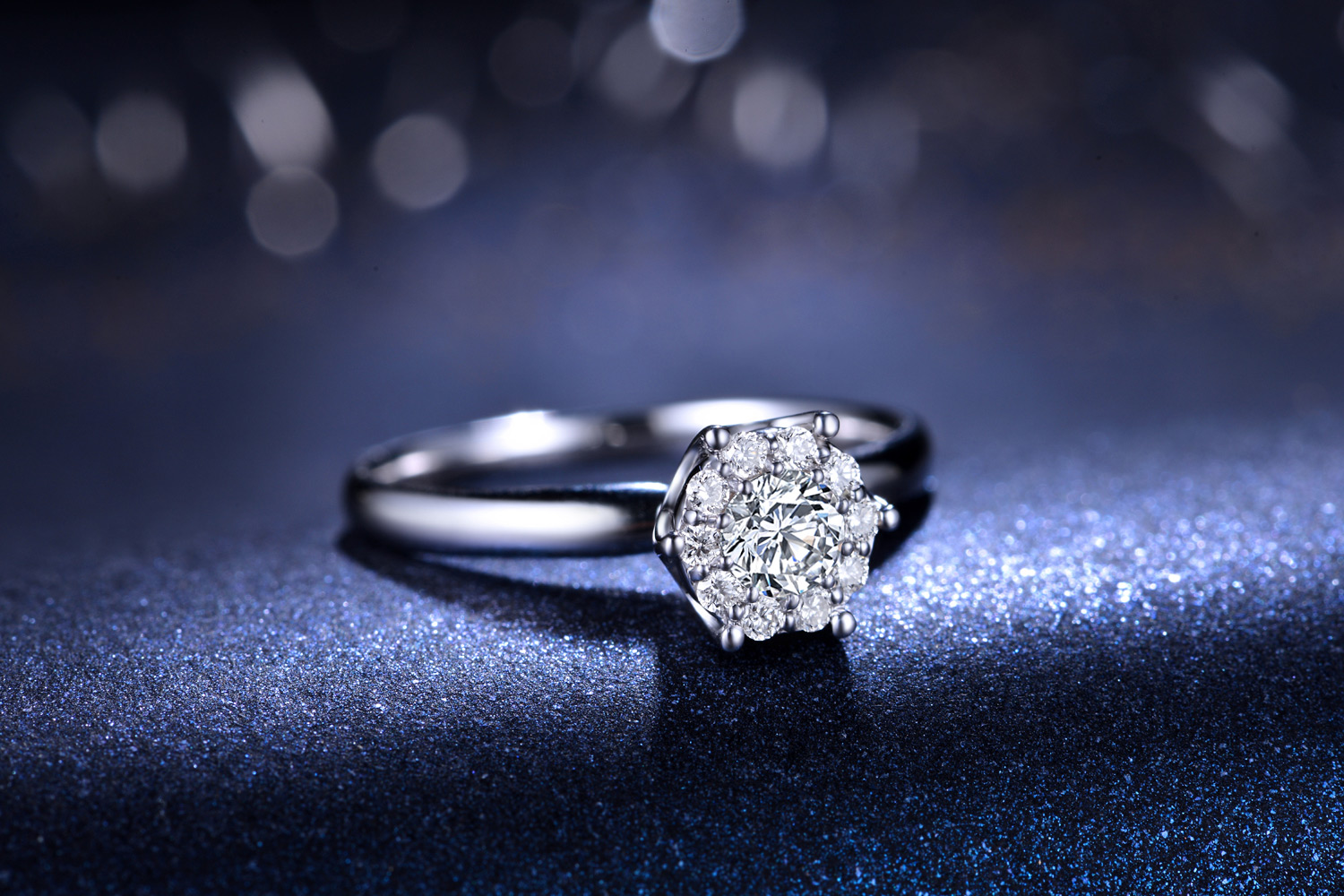 佐卡伊zocai白18k金戒指钻石女戒婚戒裸钻定制结婚钻戒珠宝正品触电