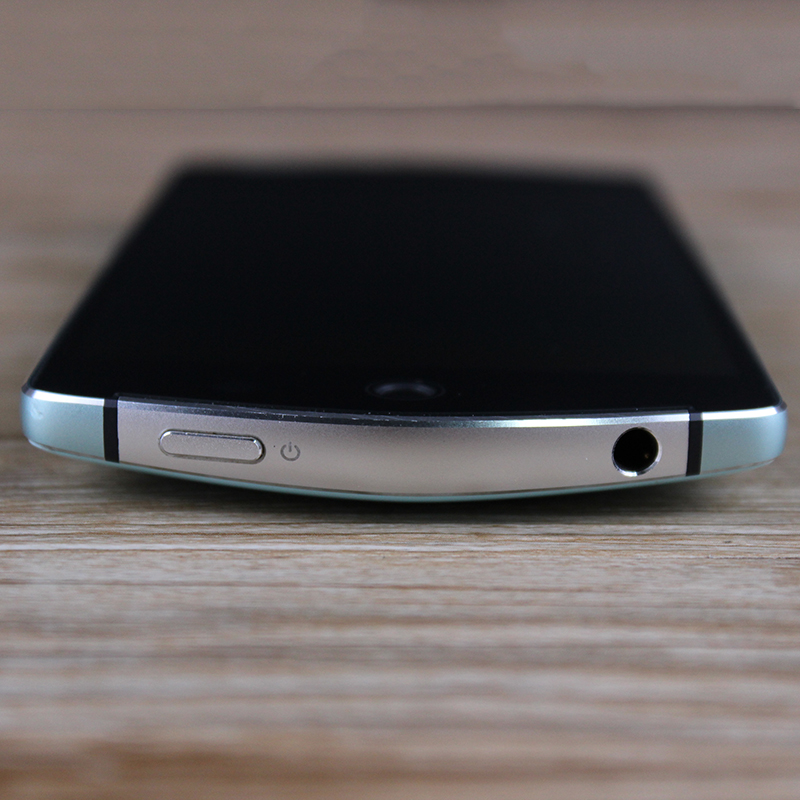 二手9成新美图v43g64g薄荷绿双4g美颜自拍手机国行店保180天