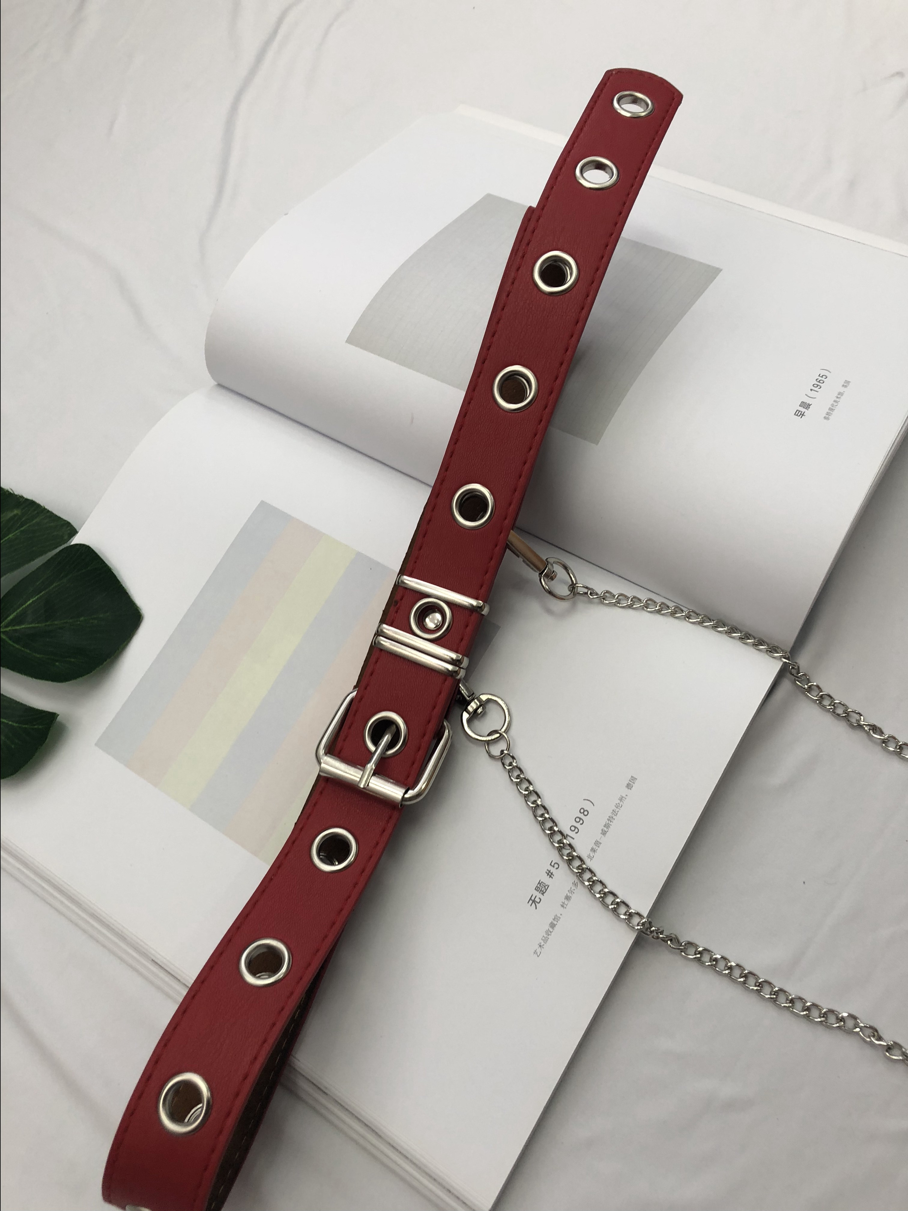 七斓ins超火的皮带女欧美朋克复古圆孔铁环休闲百搭腰带女简约ulzzang