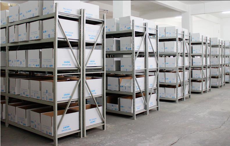 沈阳仓储货架家用库房货架中型置物架展示架承重货架加厚铁板架