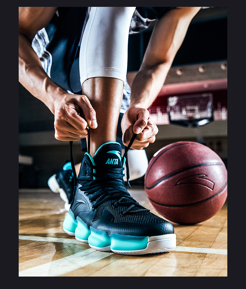 安踏御空篮球鞋男鞋2018秋季新款运动鞋缓震实战男子高帮战靴