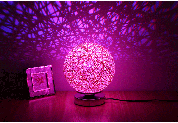 创意时尚礼物台灯田园麻线藤球台灯卧室床头灯遥控七彩个性小夜灯 米